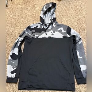 Nike Dri-Fit Pullover Hoodie with Gray Camo Men’s Size Small